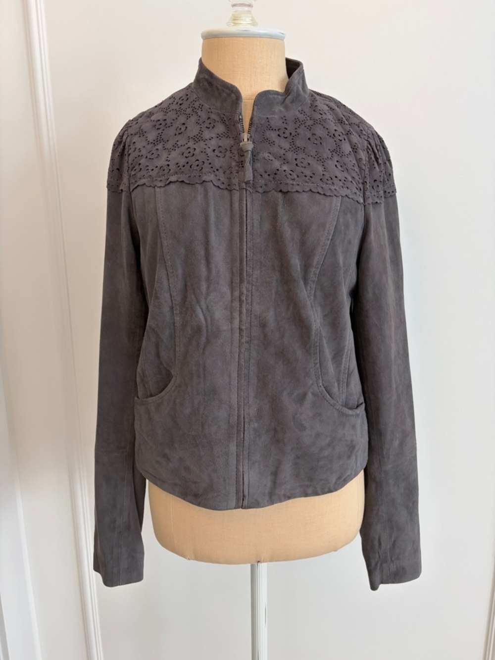 Gorgeous soft suede Elevenses Jacket from Anthropologie, size 6, EUC!